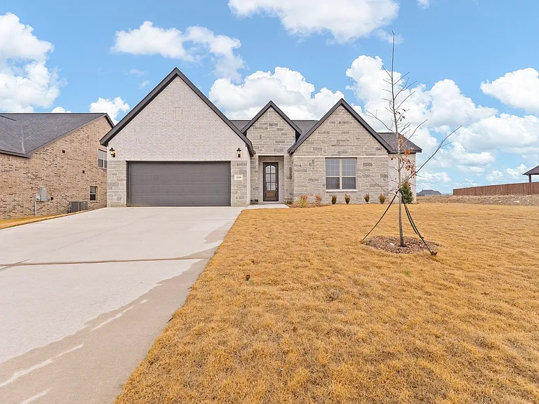 10309 Livestock Avenue, Brahman Ranch — sold